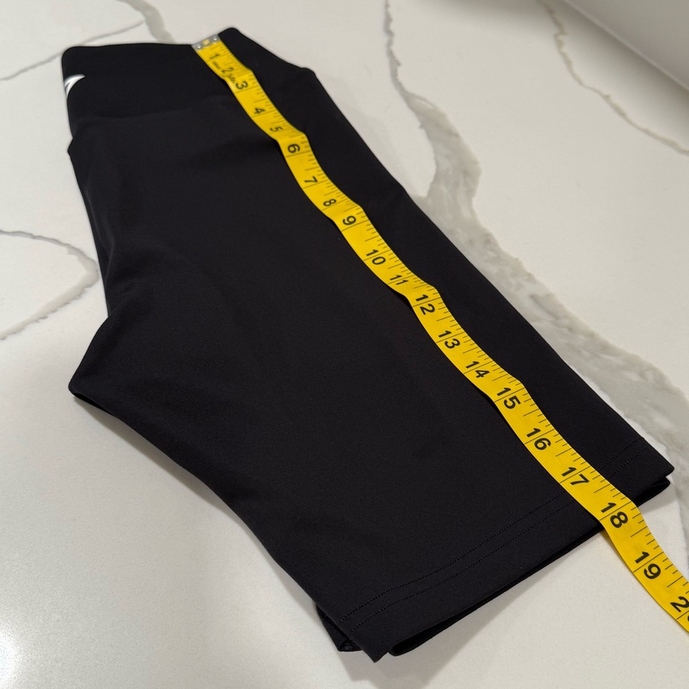 Gymshark Black‎ Seamless Cycling Shorts High Waisted Athleisure Size Small - Picture 11 of 11